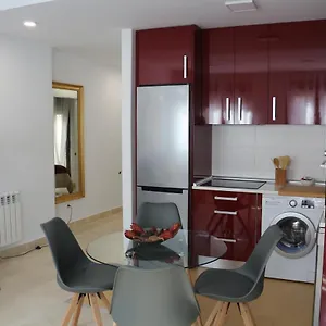 Homelife Roca Tarpeya 4 , Toledo España